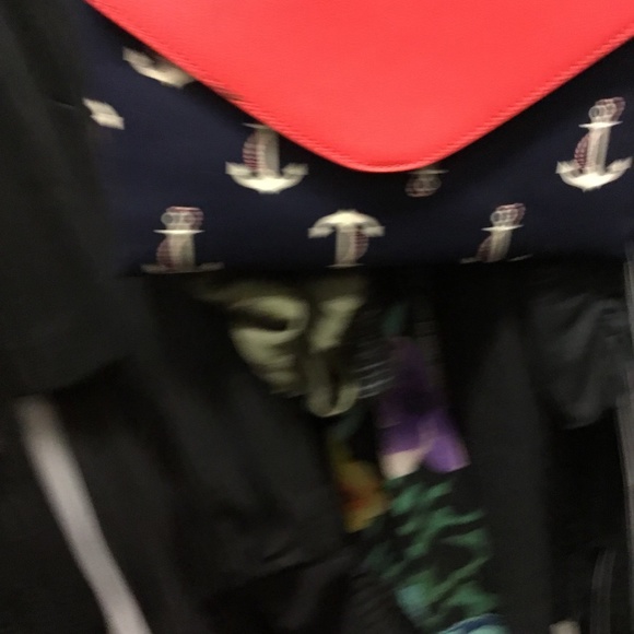 Cute pouch by J Crew - Picture 2 of 3